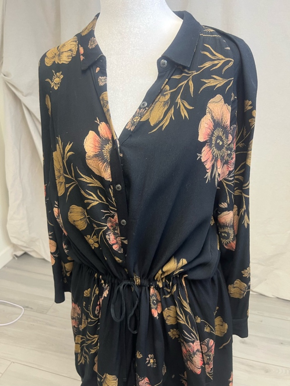 Free People Black Floral Drawstring Mini Dress Sz SP Boho Festival Romantic Goth - Picture 2 of 9